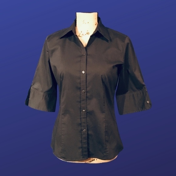 NEW YORK & COMPANY Stretch Shirt, Cuffed Short Sleeve, NAVY BLUE, Size S, NWOT - Picture 1 of 8